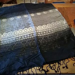 Elegant Fashion Scarf